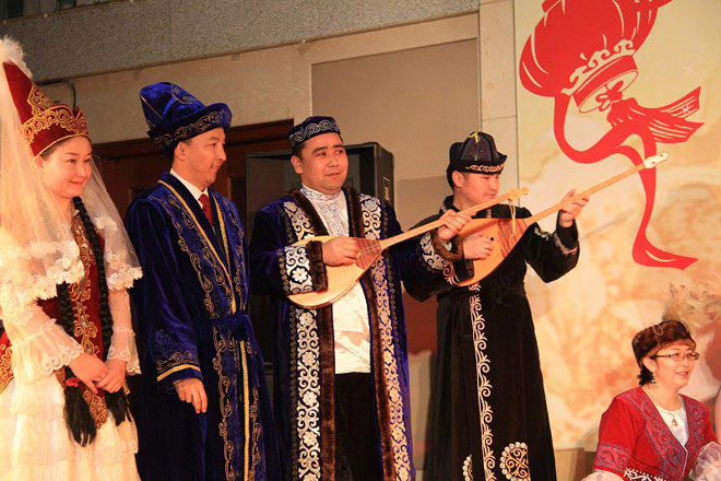 ۇلتتار باسپاسىندا ناۋرىز每年的3月22号是哈萨克族的传统节日——纳吾热孜节