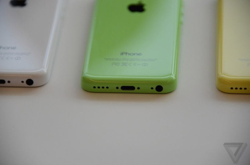 iPhone 5C قولفونىنىڭ سۋرەتتەرى(6)